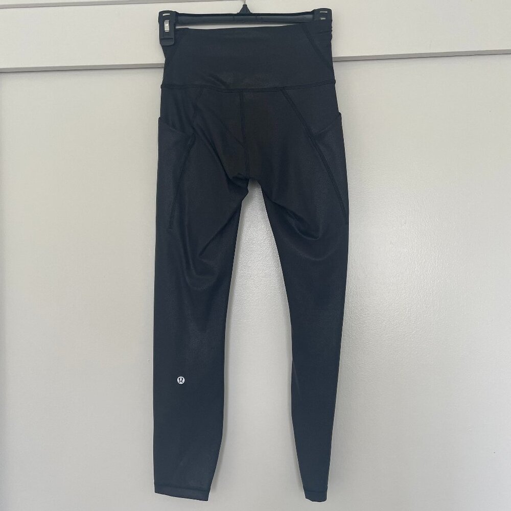 lululemon athletica High-Rise Tights in shiny black - Picture 7 of 14